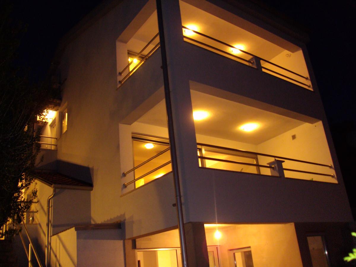 Apartments Vista Novi Vinodolski Extérieur photo